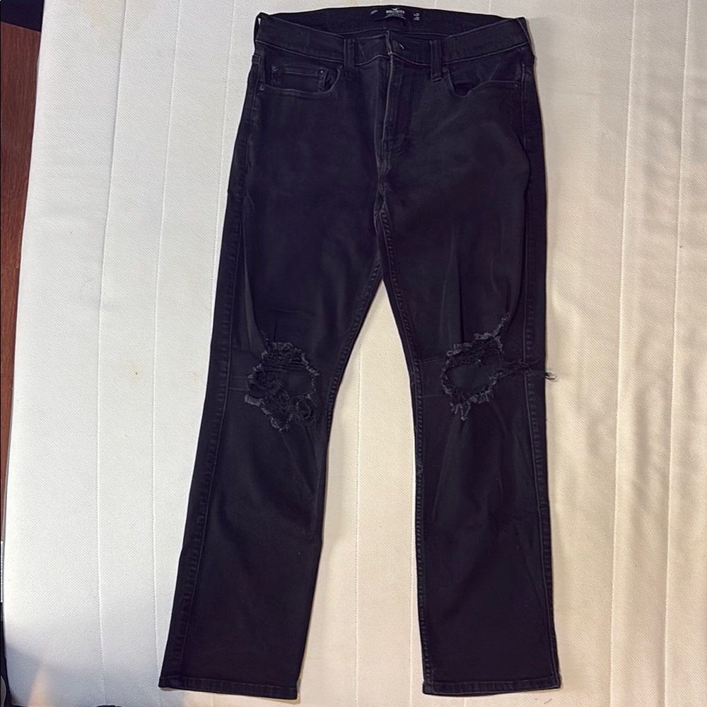 Hollister Men’s Black Ripped Jeans